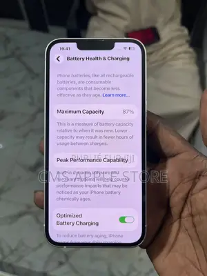 Pomme iPhone 14 256 GB Violet
