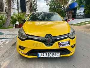 Renault Clio 2018 Orange