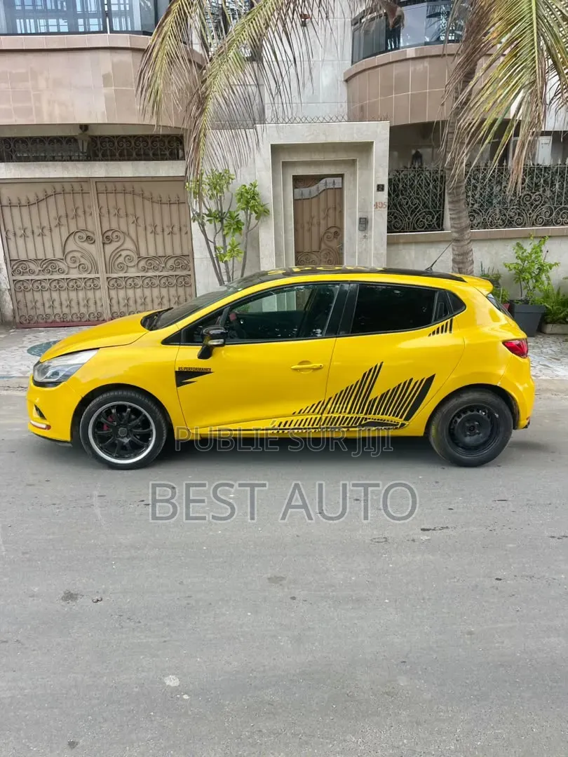 Renault Clio 2018 Orange