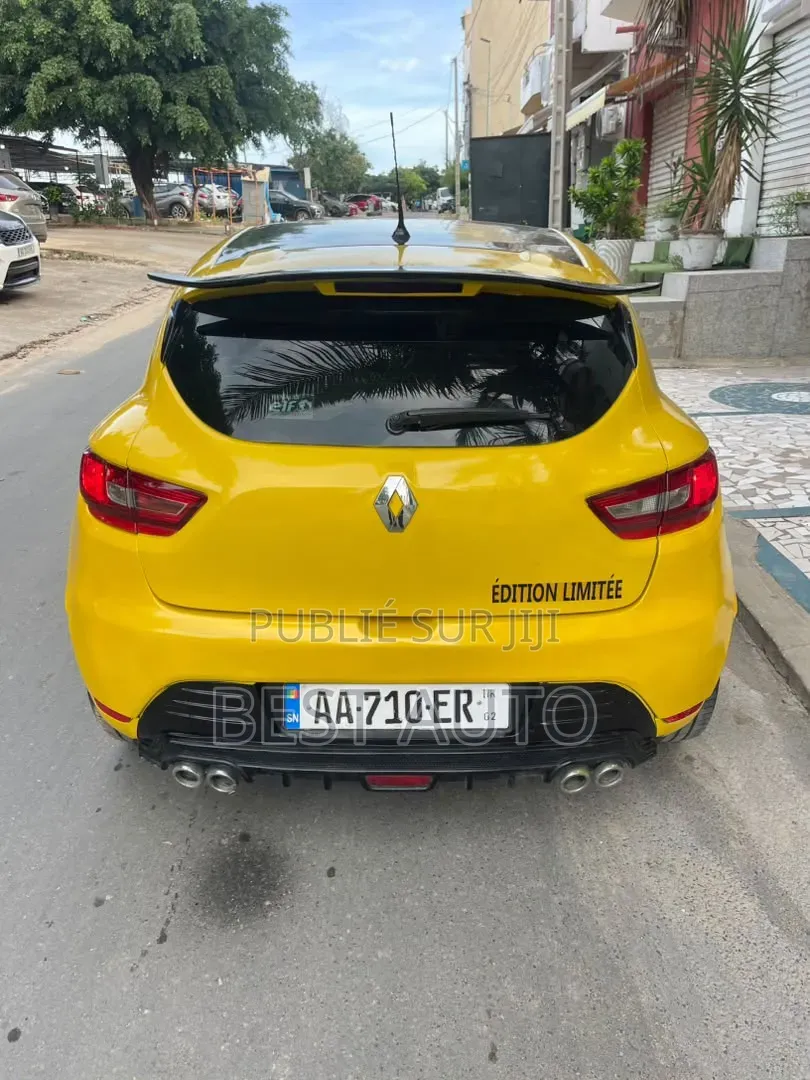 Renault Clio 2018 Orange