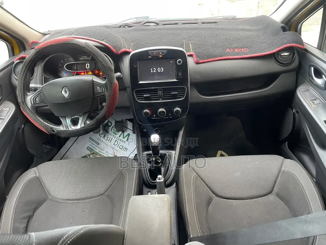 Renault Clio 2018 Orange