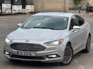 Ford Fusion 2018 Gris