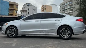 Ford Fusion 2018 Gris