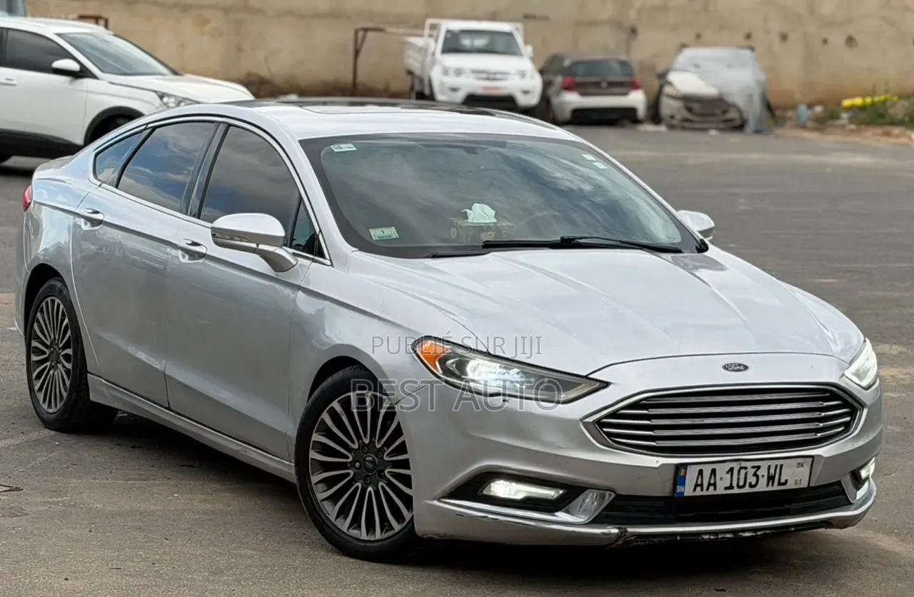 Ford Fusion 2018 Gris