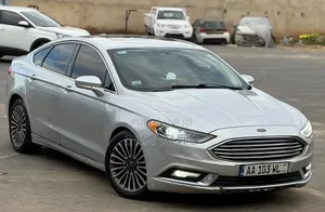Ford Fusion 2018 Gris
