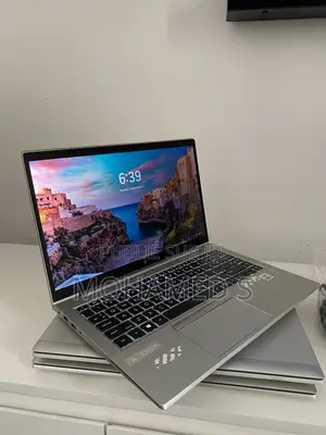 Nouveau HP EliteBook 845 G7 16GB AMD Ryzen 5 SSD 256GB