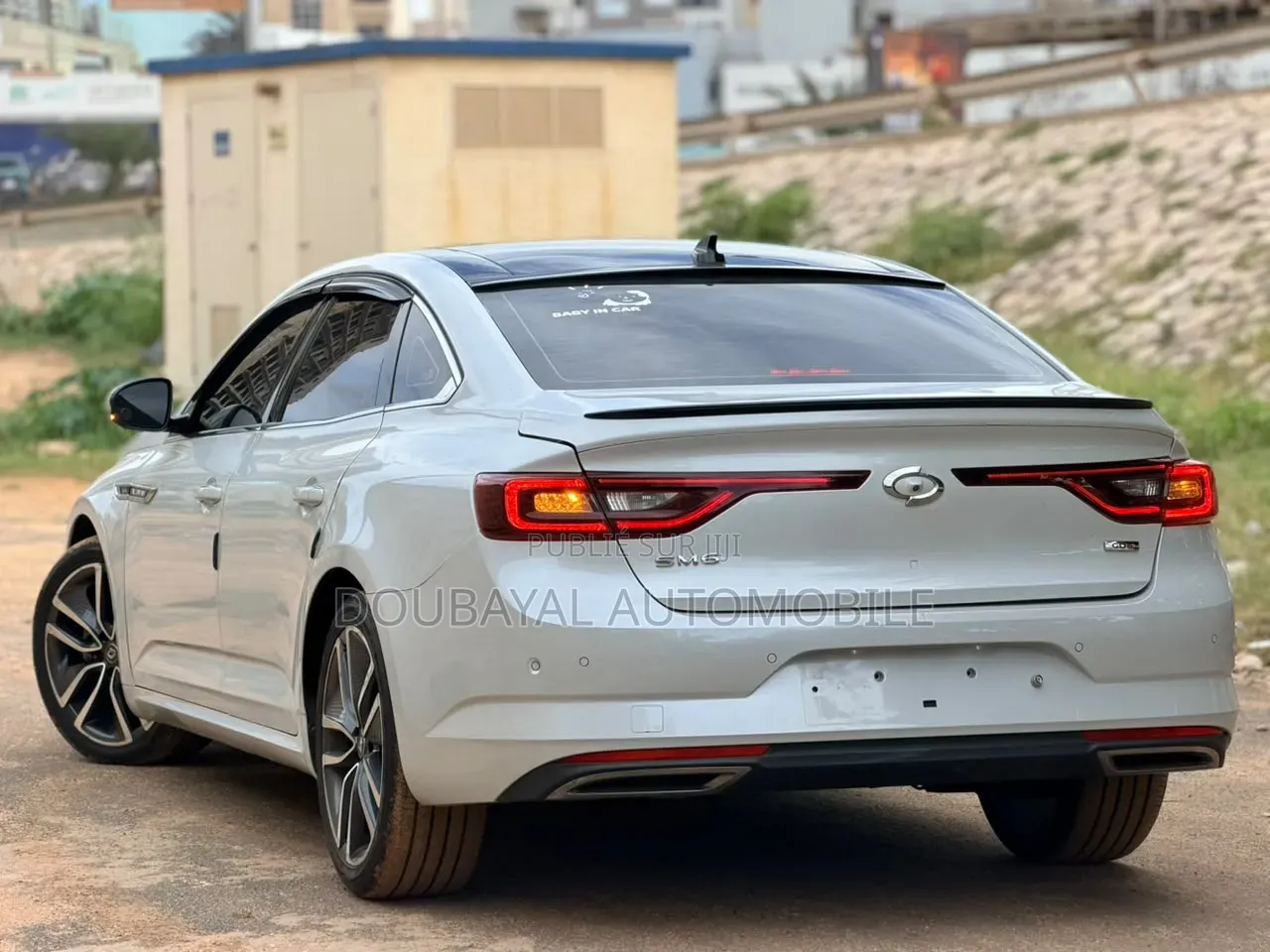 Renault Samsung SM6 2017 Gris