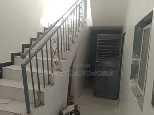 3chbre Villa dans Gandigal Mbour, Thiès Sud à Vendre