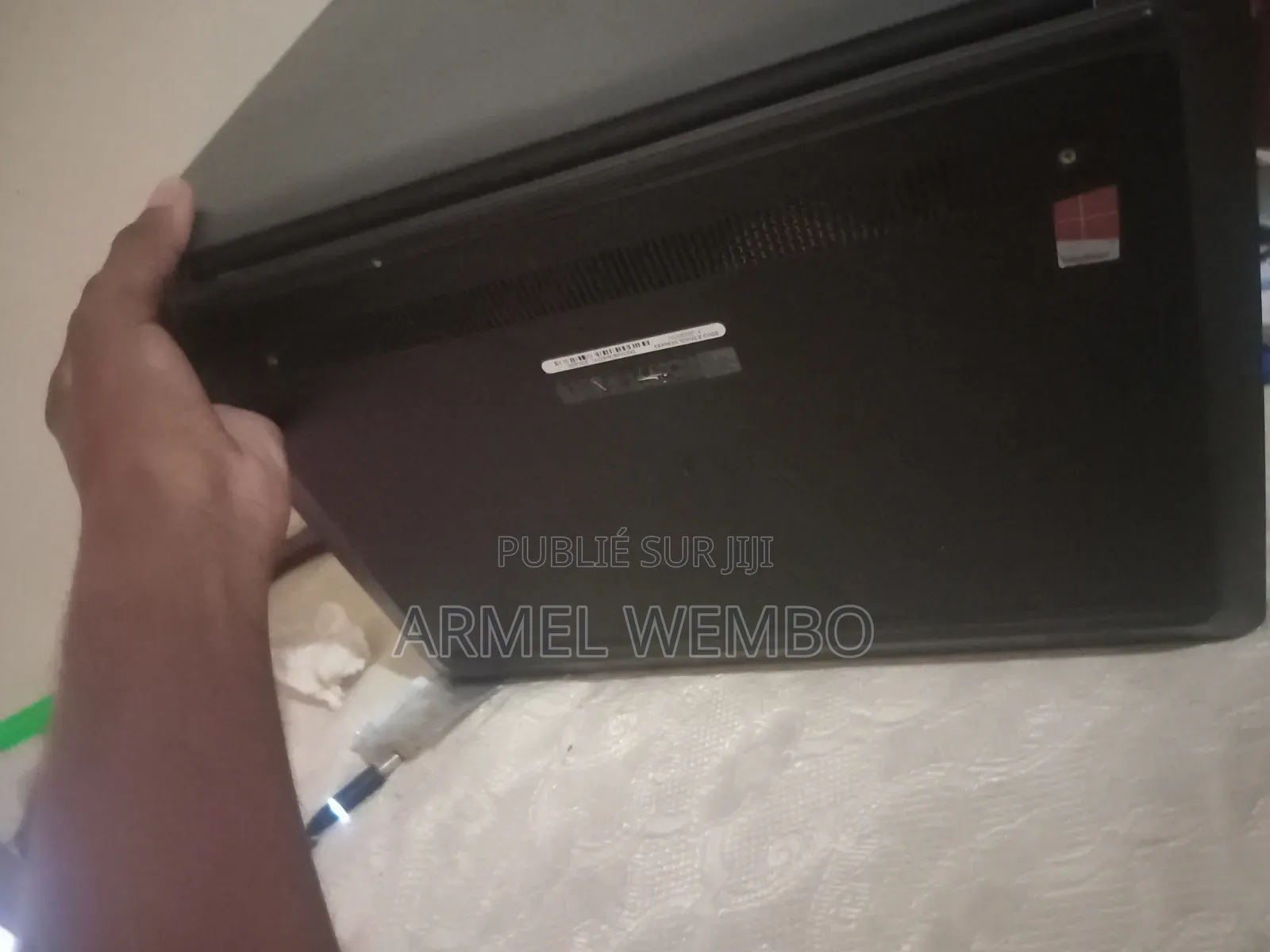 Ordinateur portable Dell Latitude 3550 8GB Intel Core i5 HDD+SSD 256GB