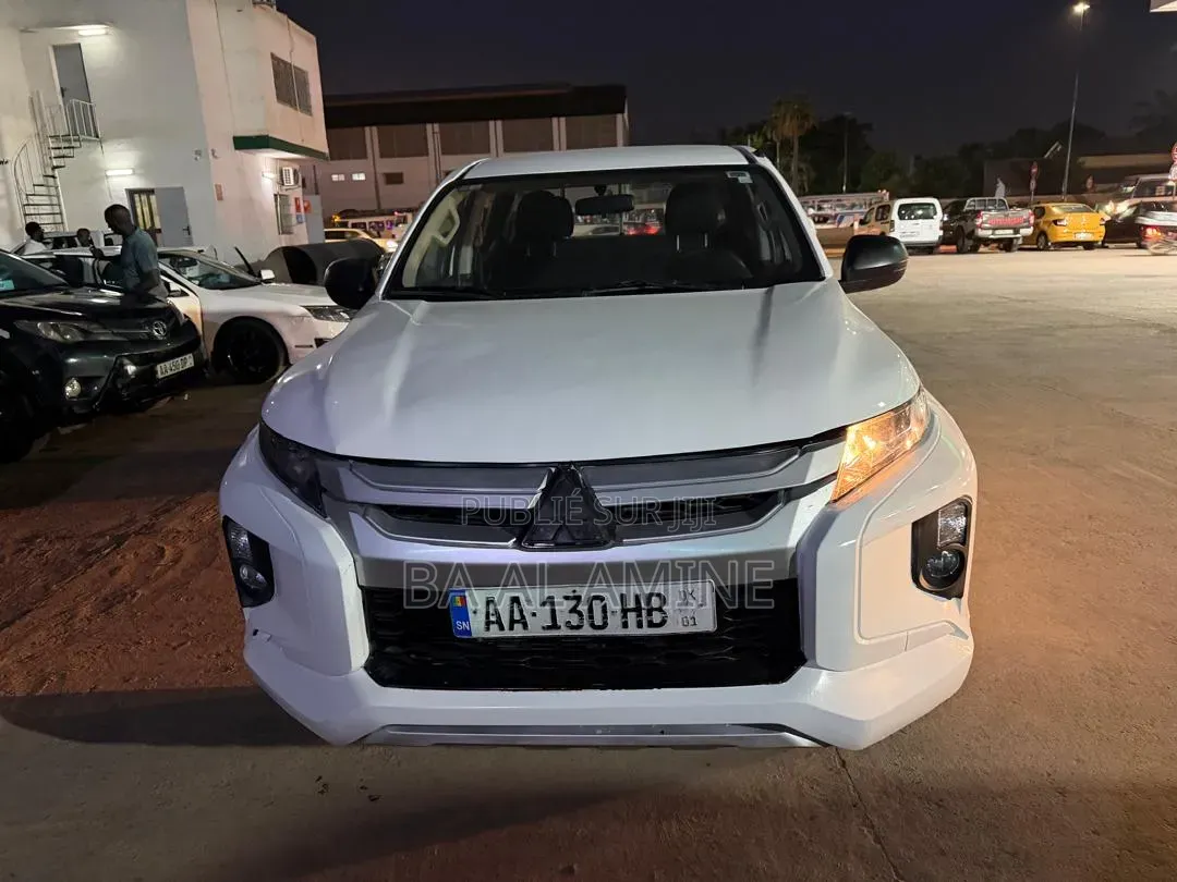 Mitsubishi L200 2022 Blanc
