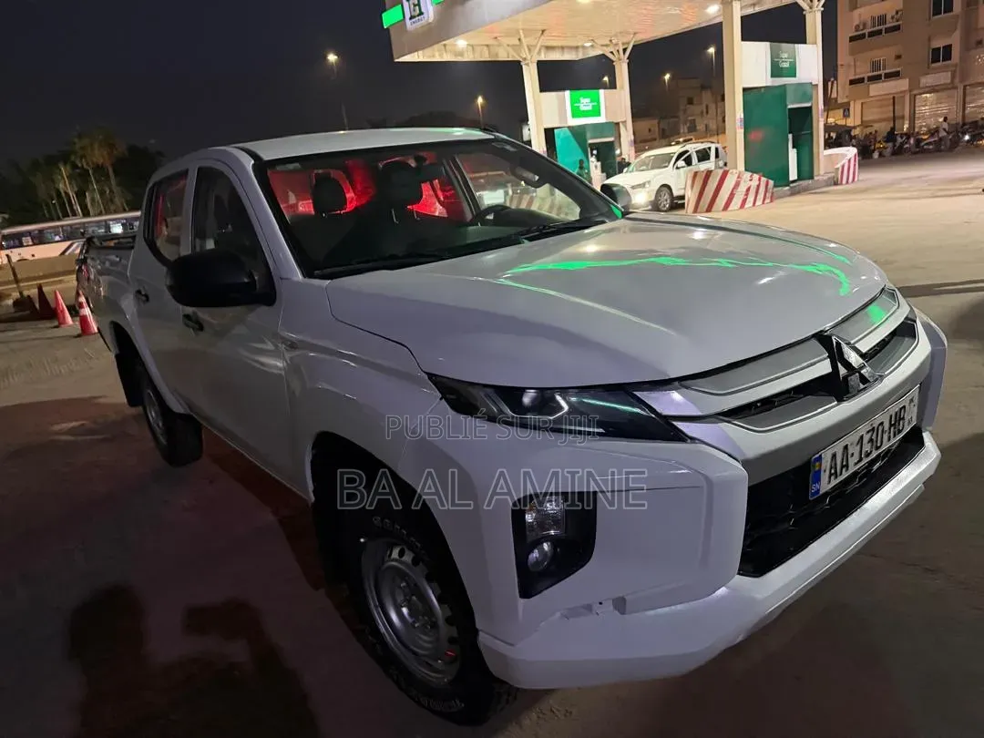 Mitsubishi L200 2022 Blanc