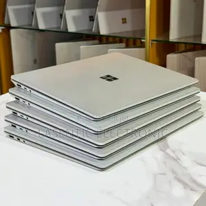 Nouveau Microsoft Surface Laptop 3 8GB Intel Core i5 SSD 256GB