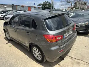 Mitsubishi RVR 2014 Noir