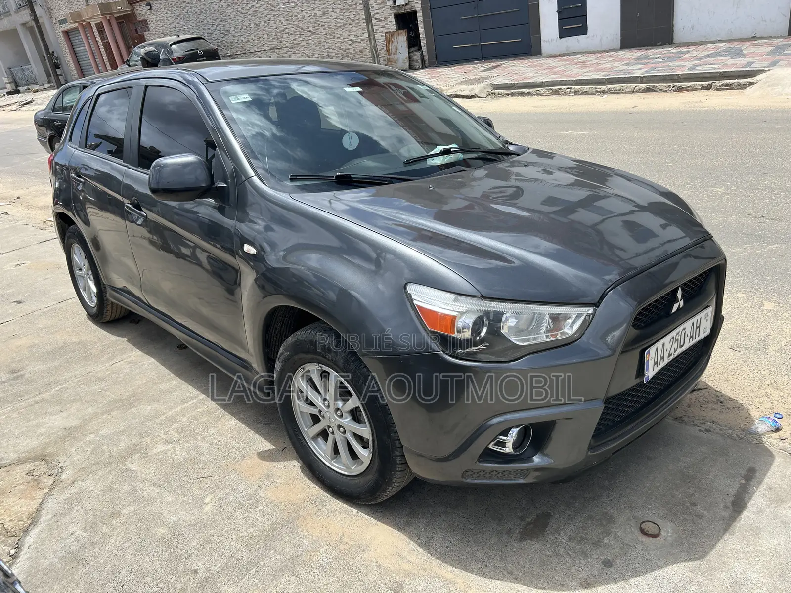 Mitsubishi RVR 2014 Noir