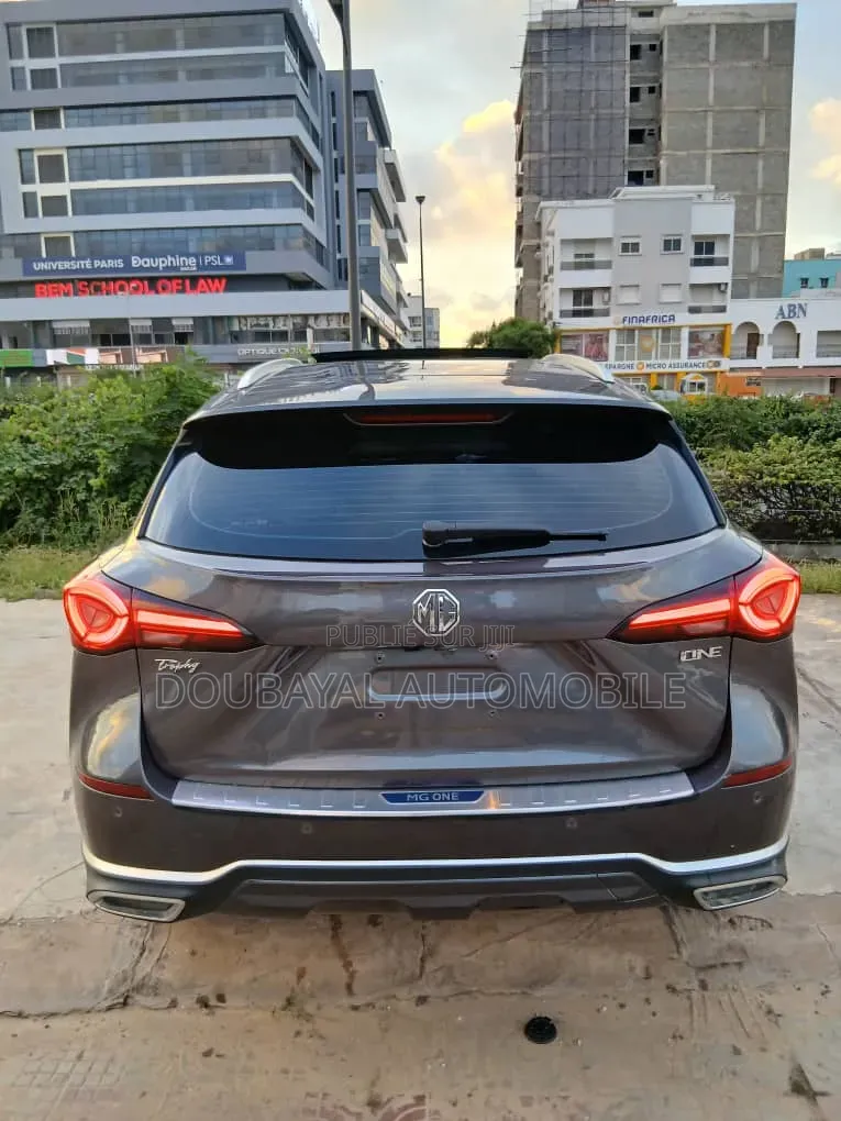 MG ZT 2022 Gris