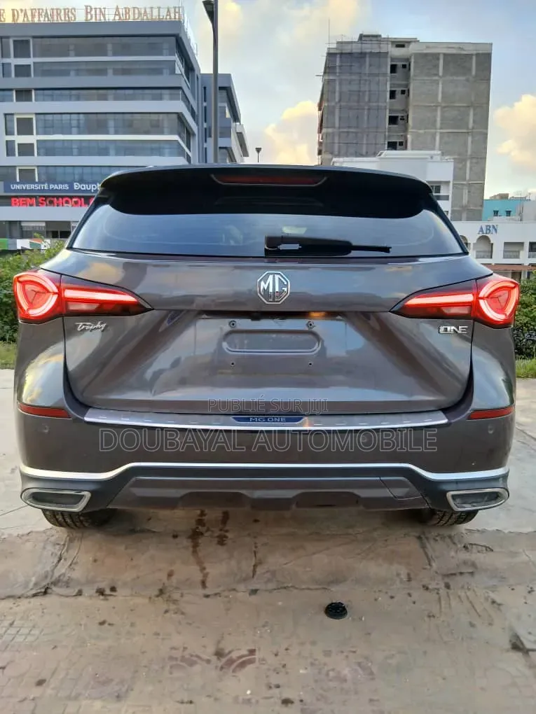 MG ZT 2022 Gris