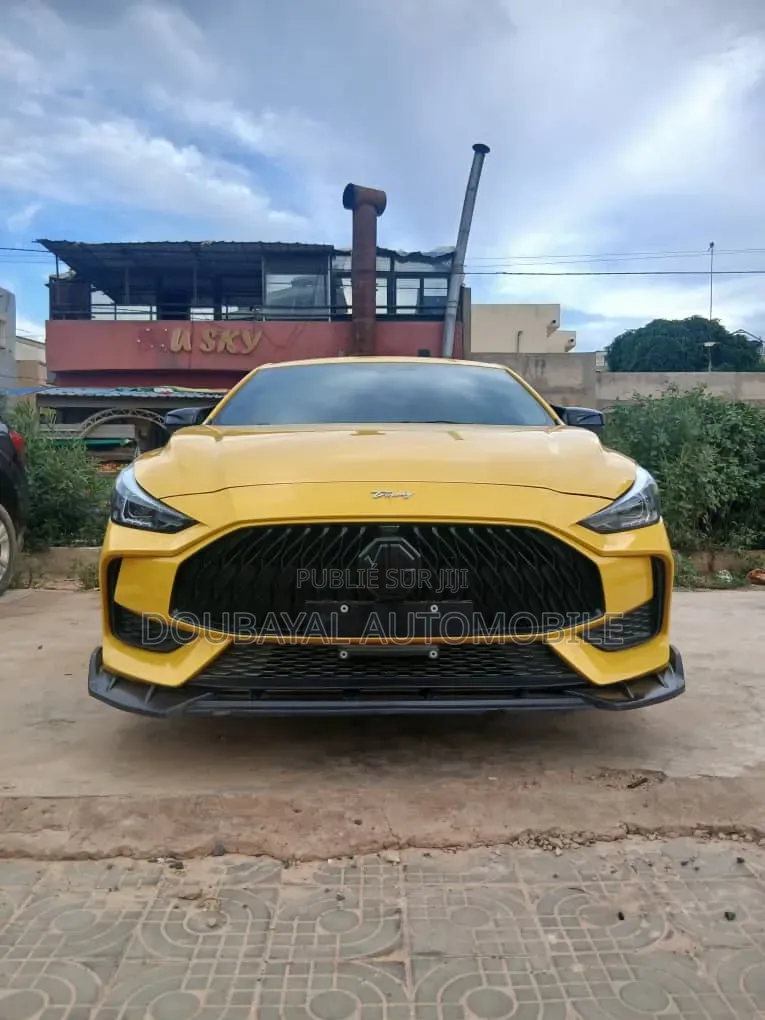 MG MGC 2021 Jaune