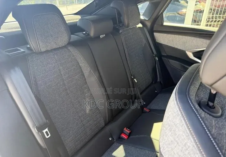 Peugeot 3008 2025 Gris