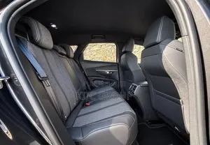 Peugeot 3008 2024 Gris