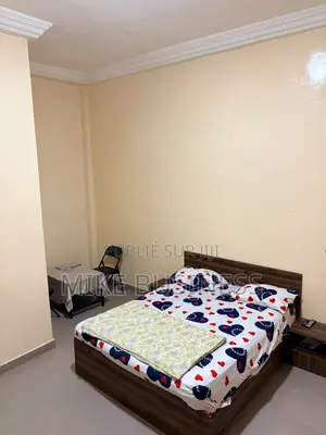 Meublé 1chbre Appartement dans Dakar Keys Master, Almadies à Louer