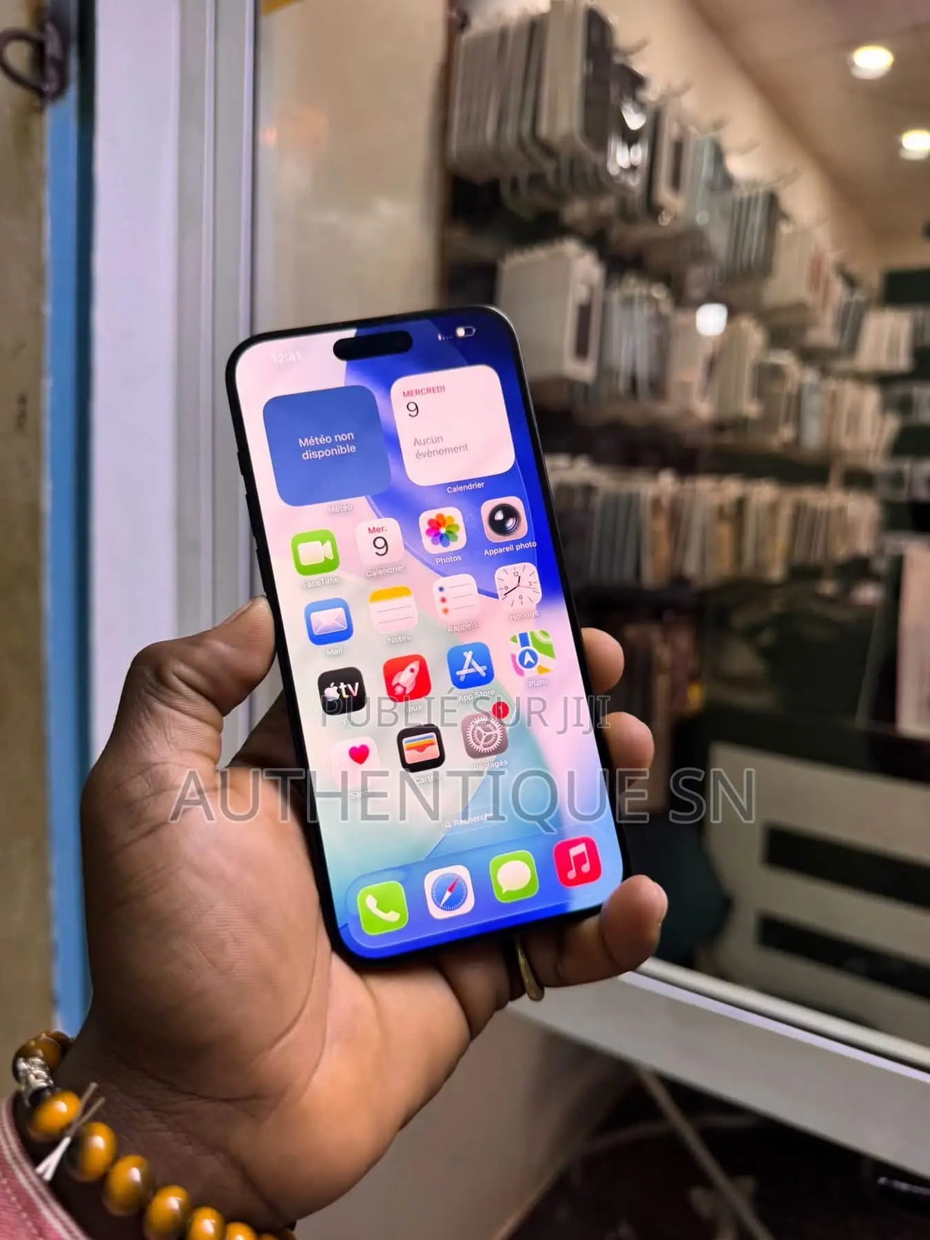 Nouveau Pomme iPhone 15 Pro Max 1 TB Noir
