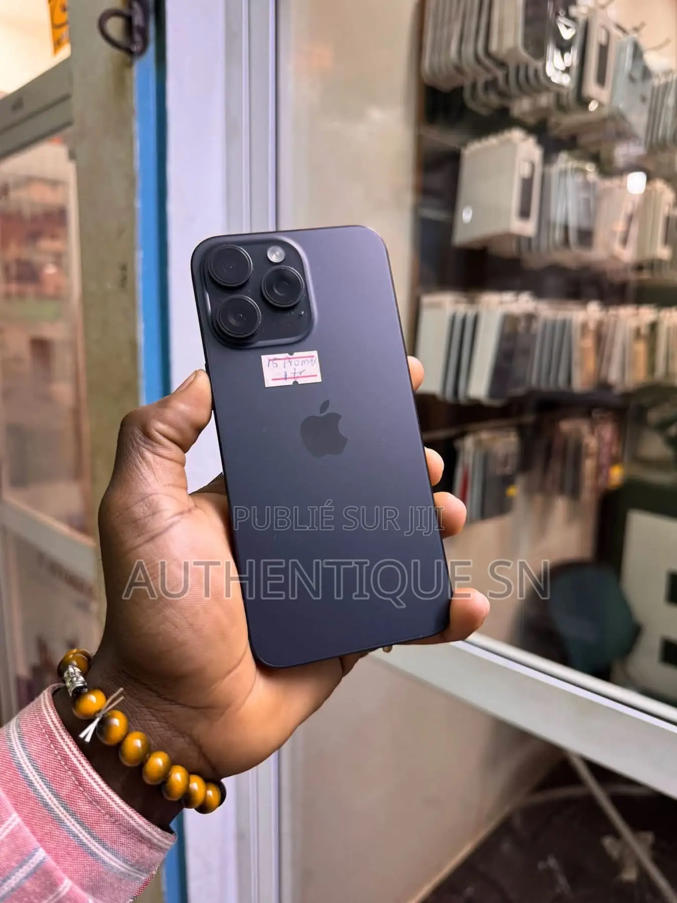 Nouveau Pomme iPhone 15 Pro Max 1 TB Noir