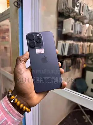 Nouveau Pomme iPhone 15 Pro Max 1 TB Noir