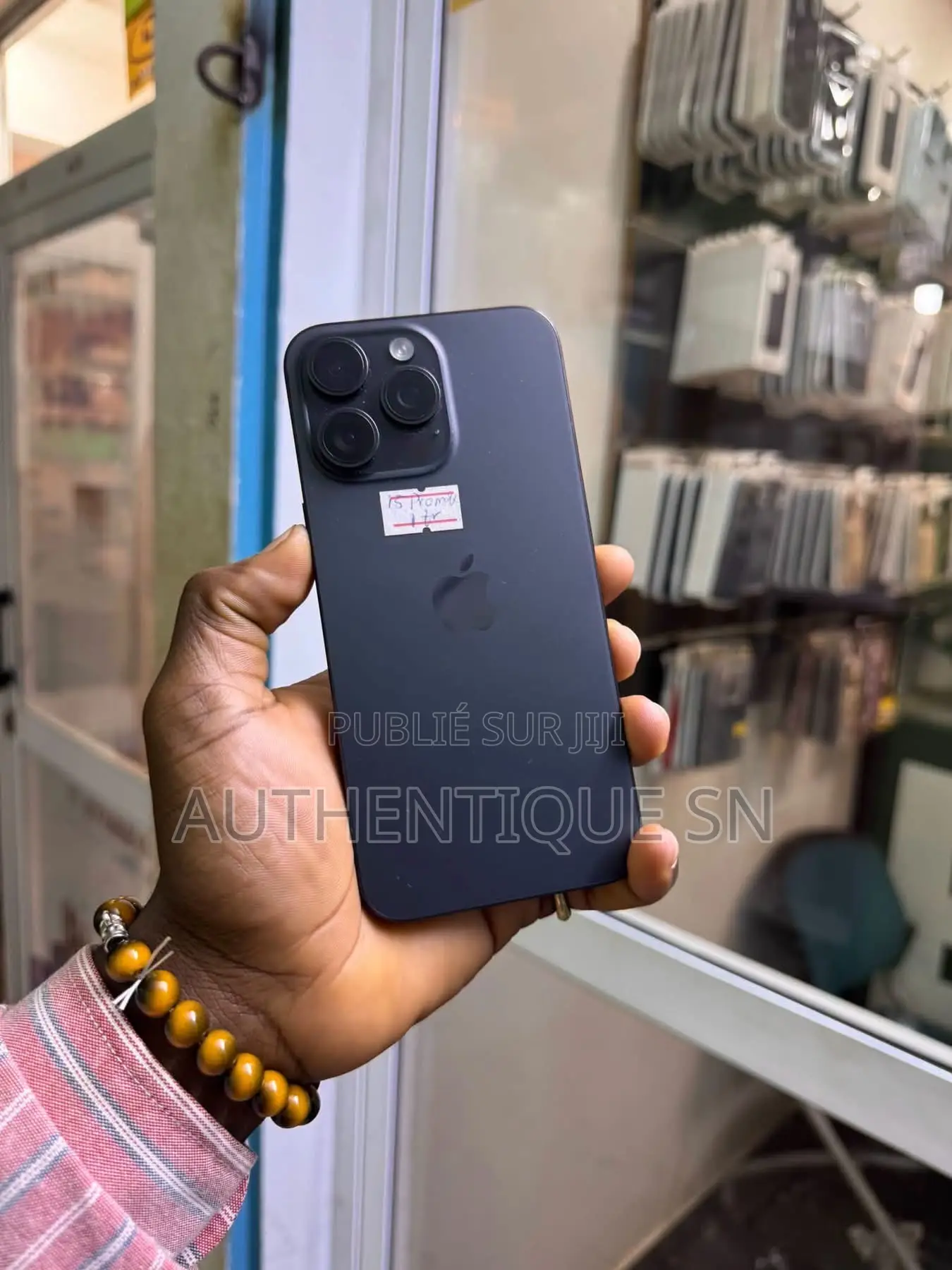 Nouveau Pomme iPhone 15 Pro Max 1 TB Noir