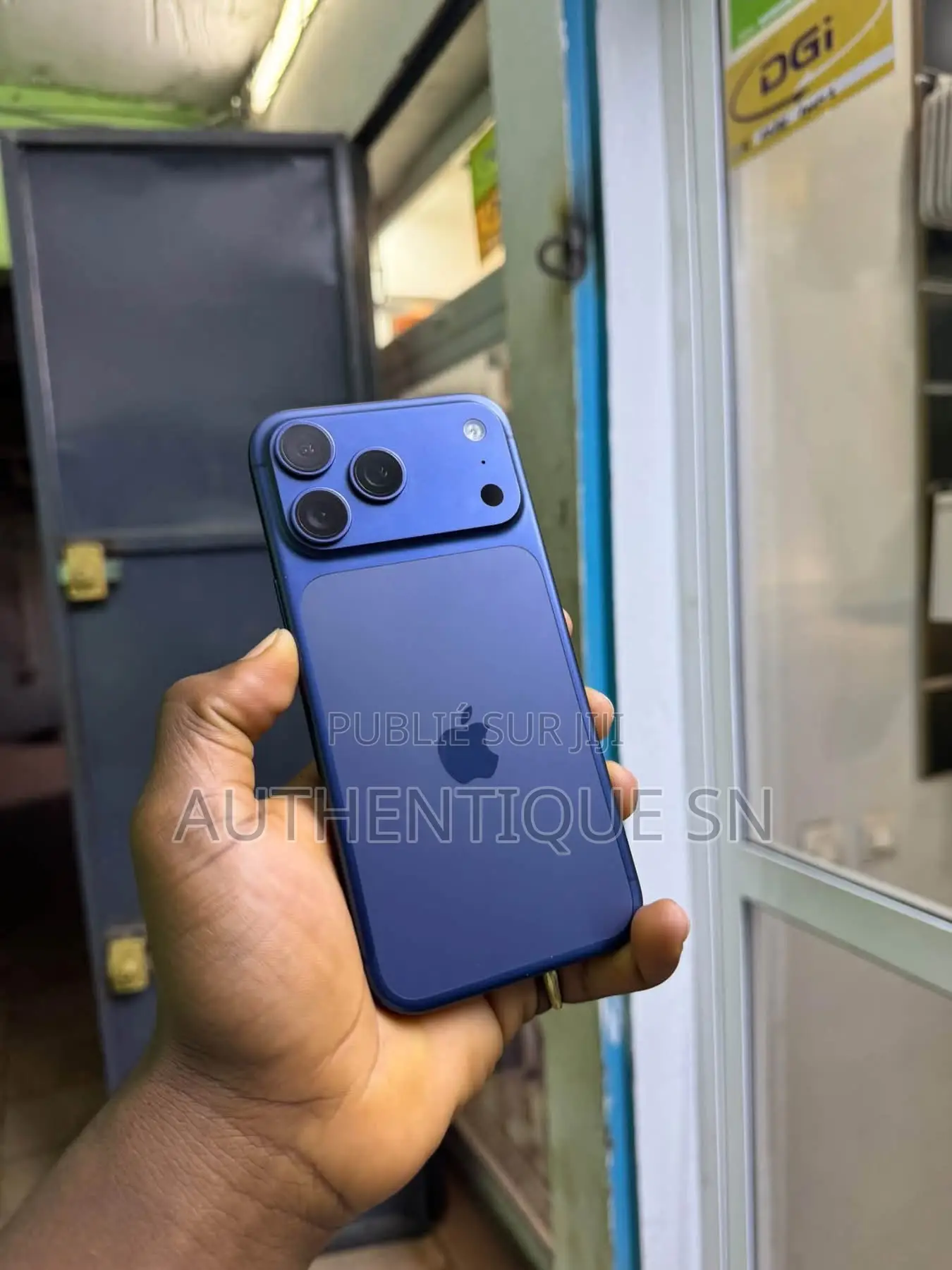 Nouveau Pomme iPhone 17 Pro Max 512 GB Bleu
