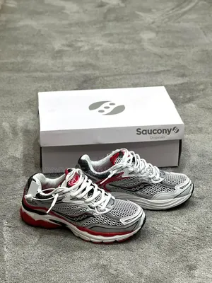 Saucony Omni 9 Rouge Disponible