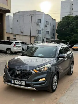 Hyundai Tucson 2017 Gris
