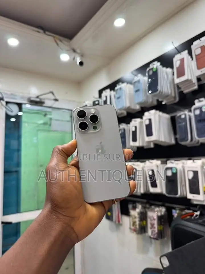 Nouveau Pomme iPhone 15 Pro 512 GB Gris