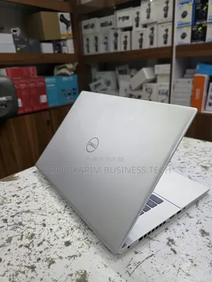 Nouveau Ordinateur portable Dell Autre 16GB Intel Core i7 SSD 1T
