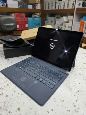 Nouveau Dell Latitude 7350 Detachable 16GB Intel Core Ultra 7 SSD 512GB