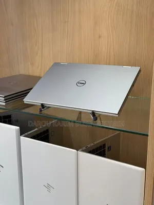 Nouveau Dell Inspiron 13 7359 4GB Intel Core i3 SSD 256GB