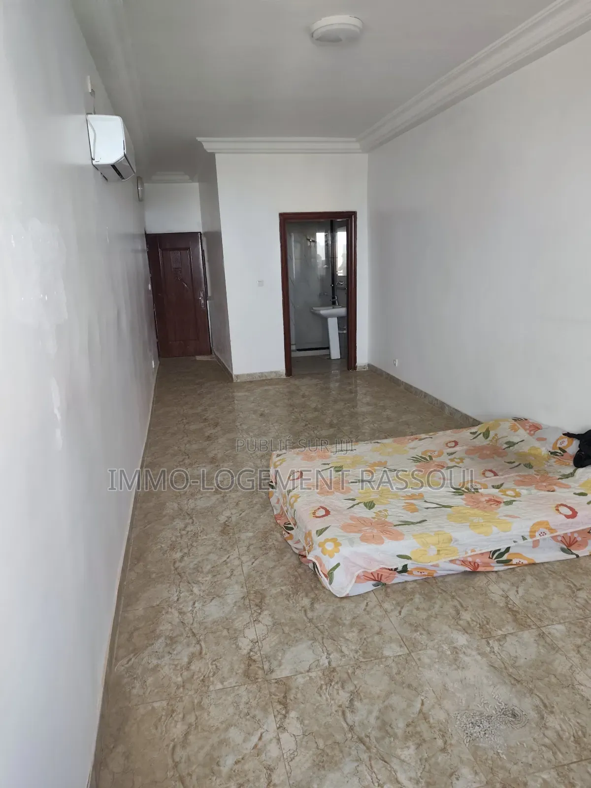3chbre Appartement dans , Almadies à Louer