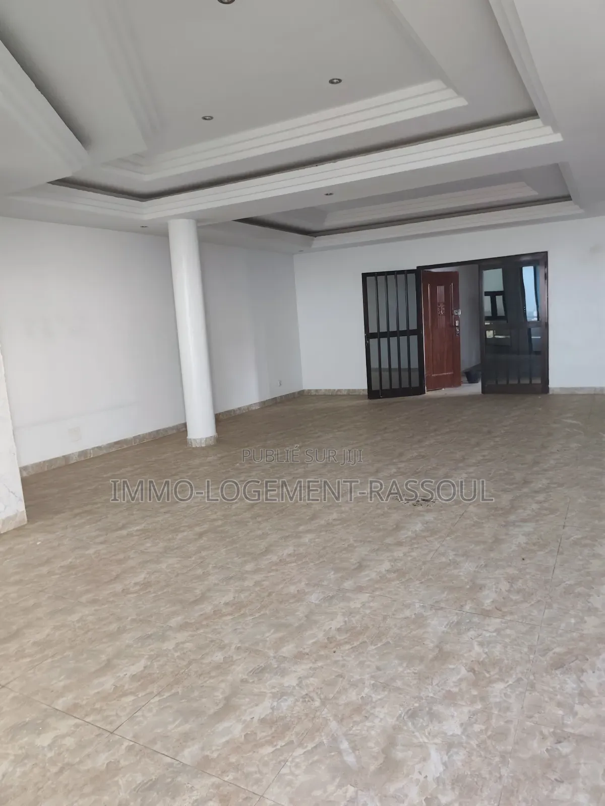 3chbre Appartement dans , Almadies à Louer