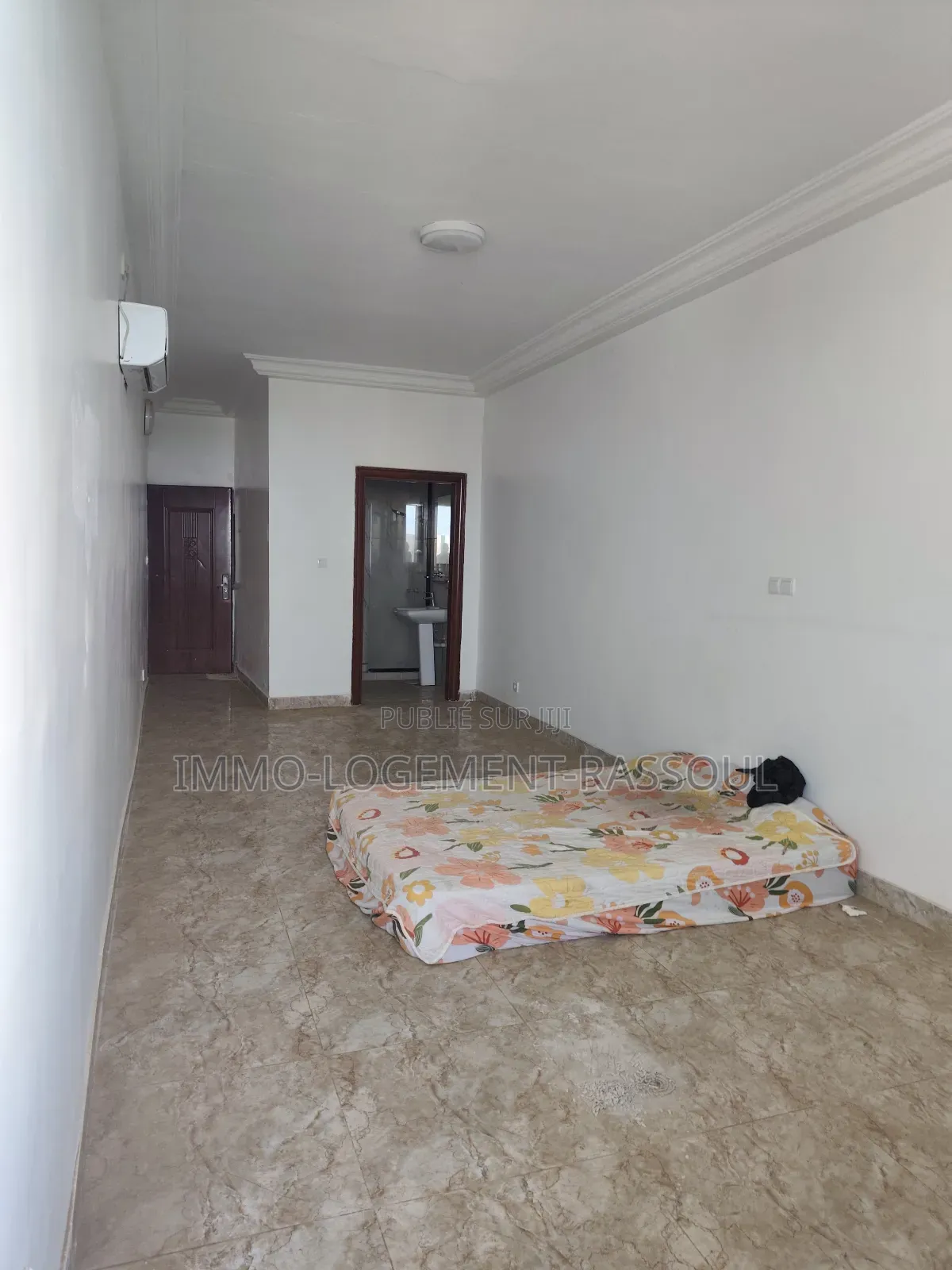 3chbre Appartement dans , Almadies à Louer