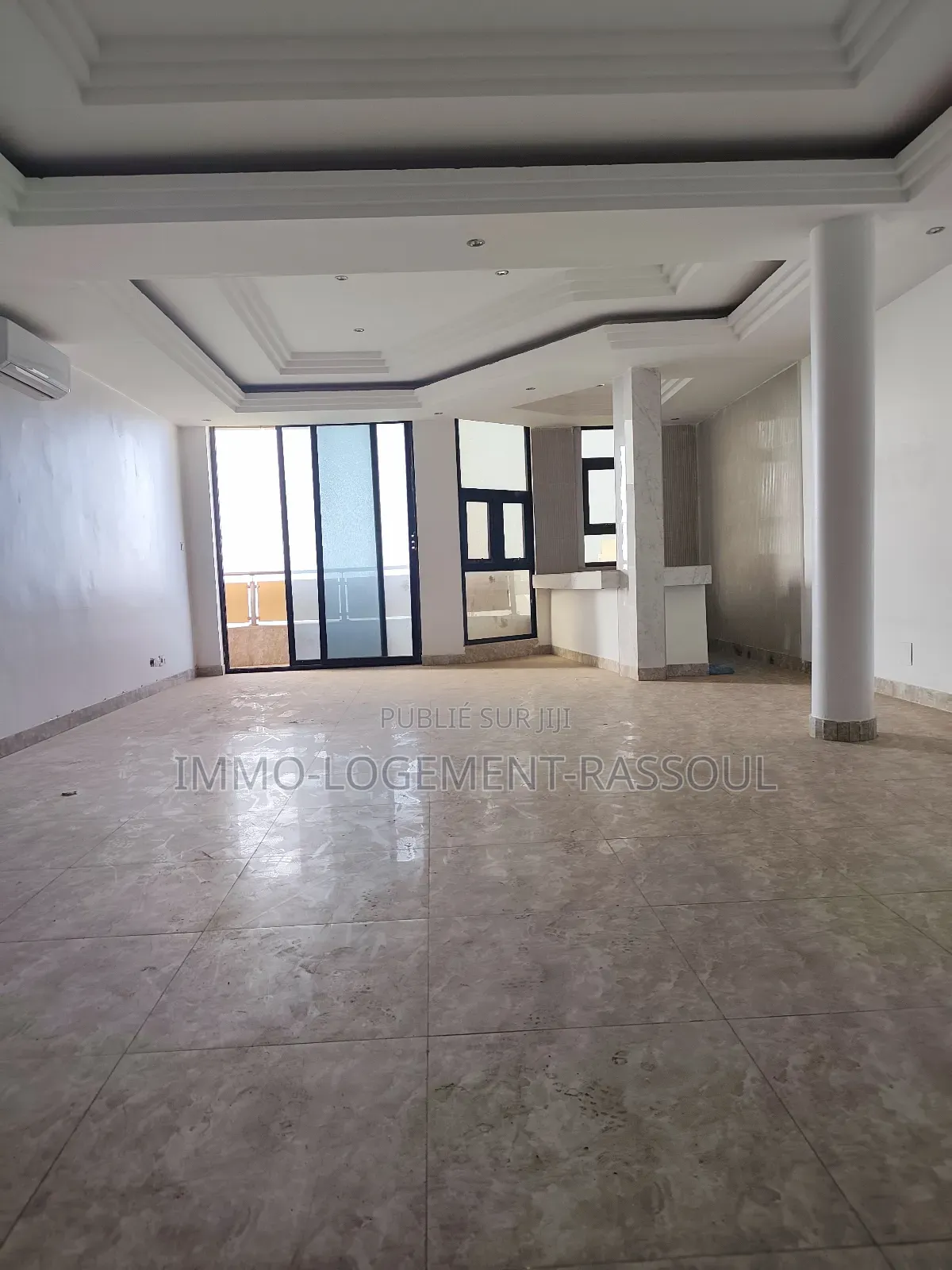3chbre Appartement dans , Almadies à Louer