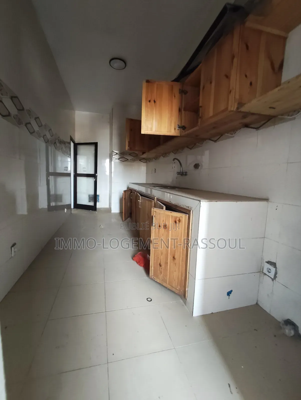 3chbre Appartement dans , Almadies à Louer