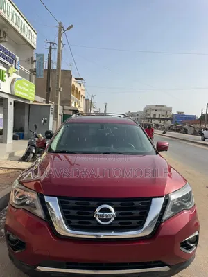 Nissan Pathfinder 2019 Rouge