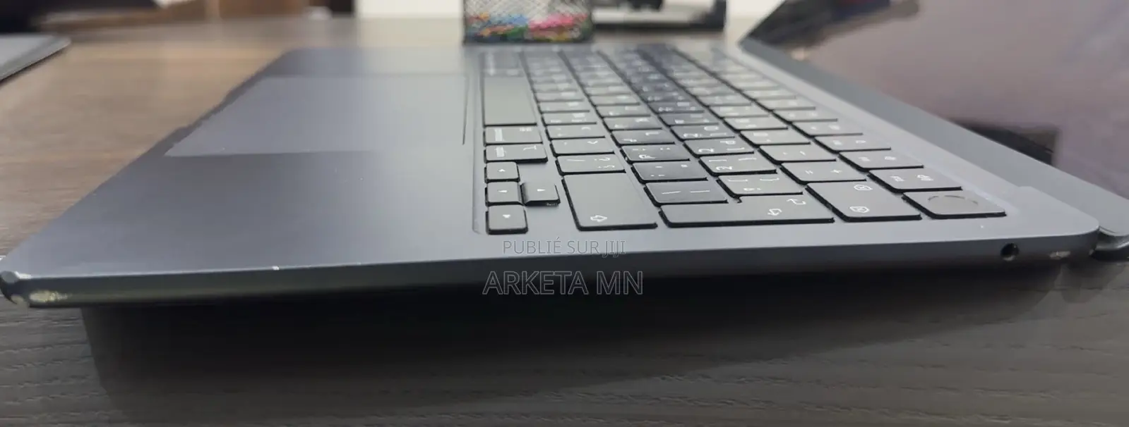 Ordinateur portable Pomme MacBook Air 2022 M2 8GB Apple M2 SSD 256GB