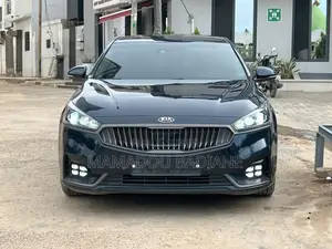 Kia Cadenza 2017 Noir