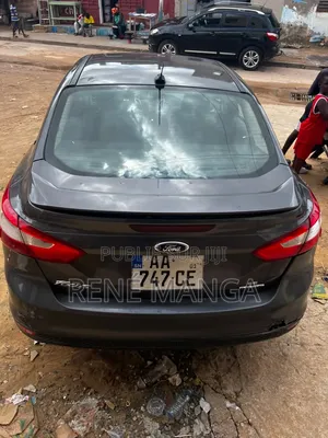 Ford Focus 2012 Noir Mat