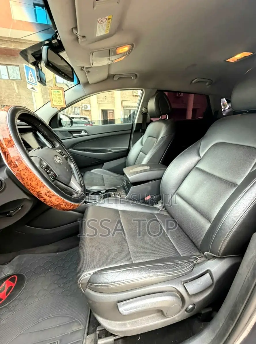 Hyundai Tucson 2017 Gris