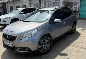 Peugeot 2008 2016 Gris
