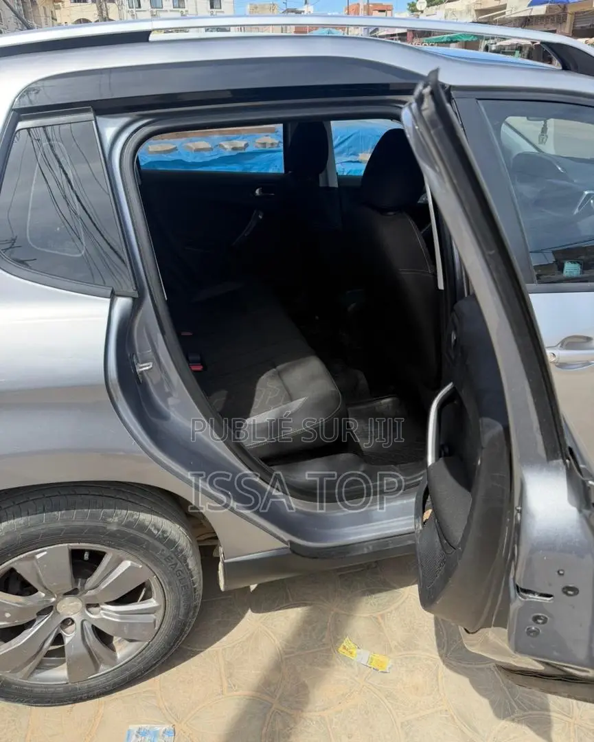 Peugeot 2008 2016 Gris
