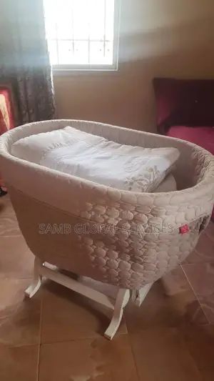 Berceau Pour Bébé 0 À 3 Ans À Vendre