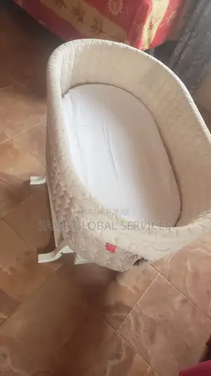 Berceau Pour Bébé 0 À 3 Ans À Vendre
