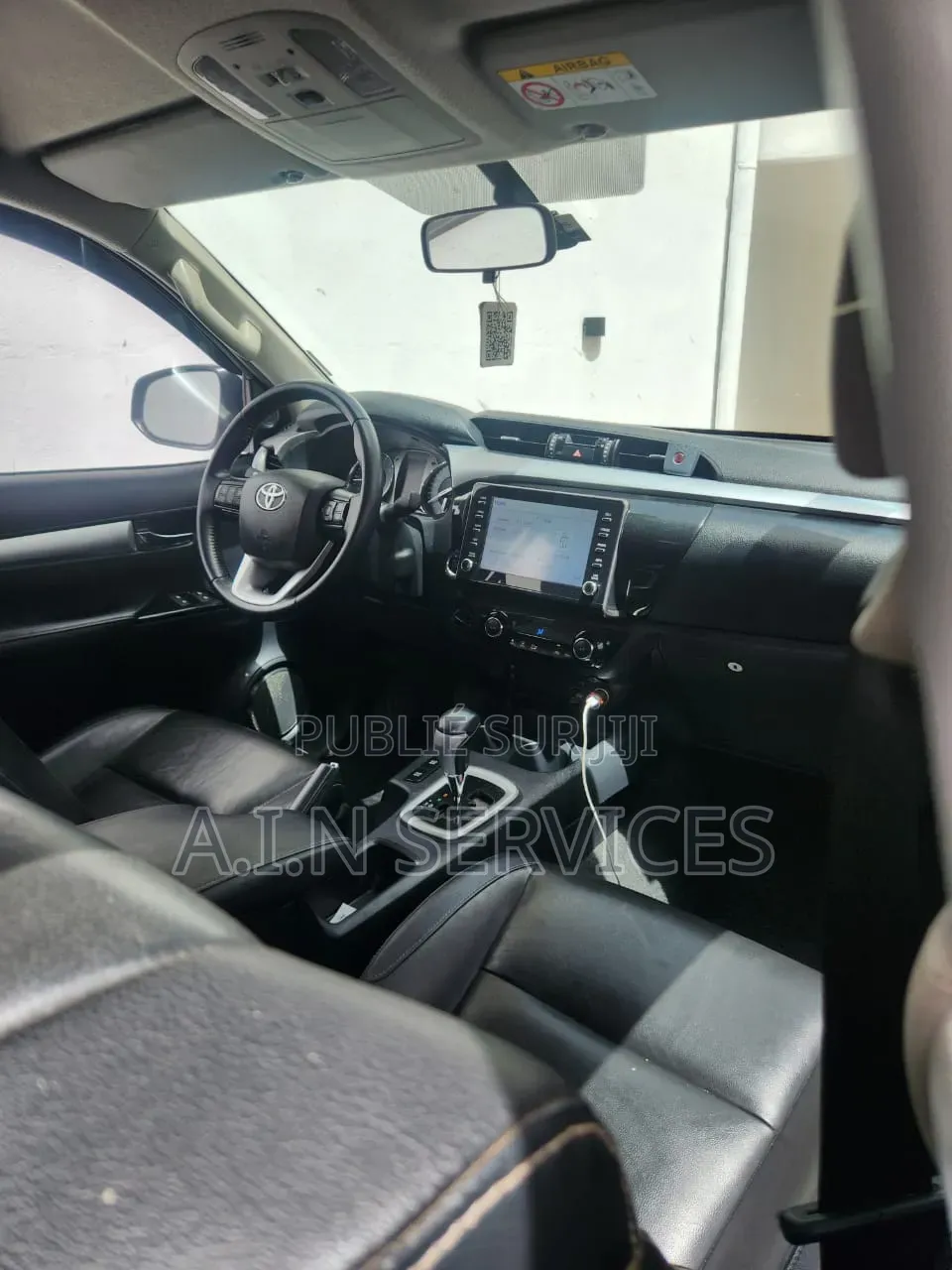 Toyota Hilux 2022 Noir